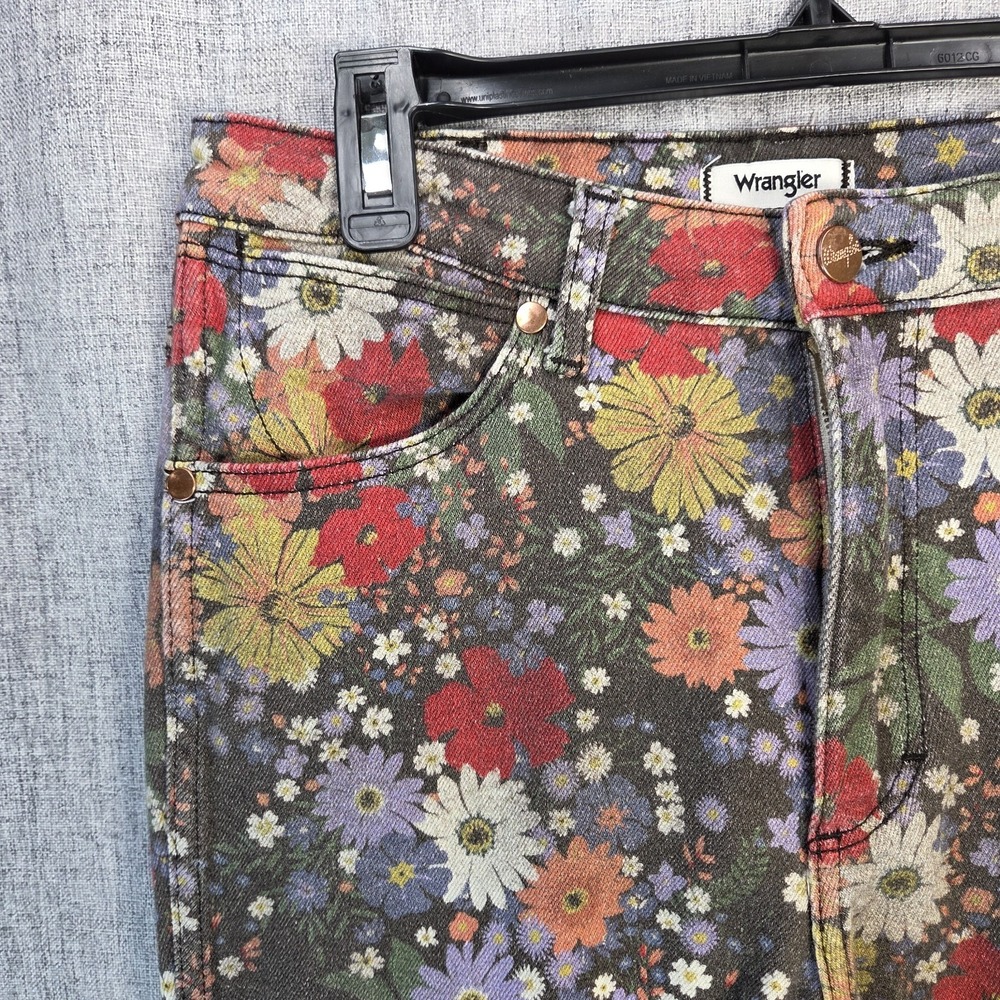 Wrangler Wanderer Jeans Womens 28x34 High Rise Flare Floral Print Boho Retro - Picture 3 of 11